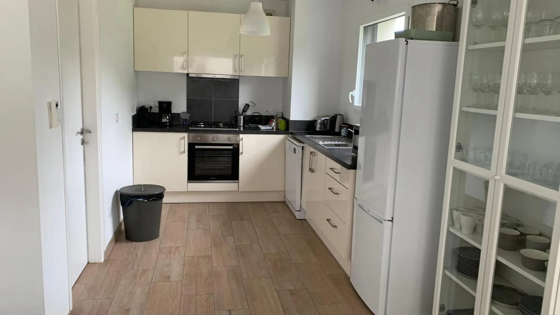 Holiday home Maison Jardin De La Baie Douarnenez